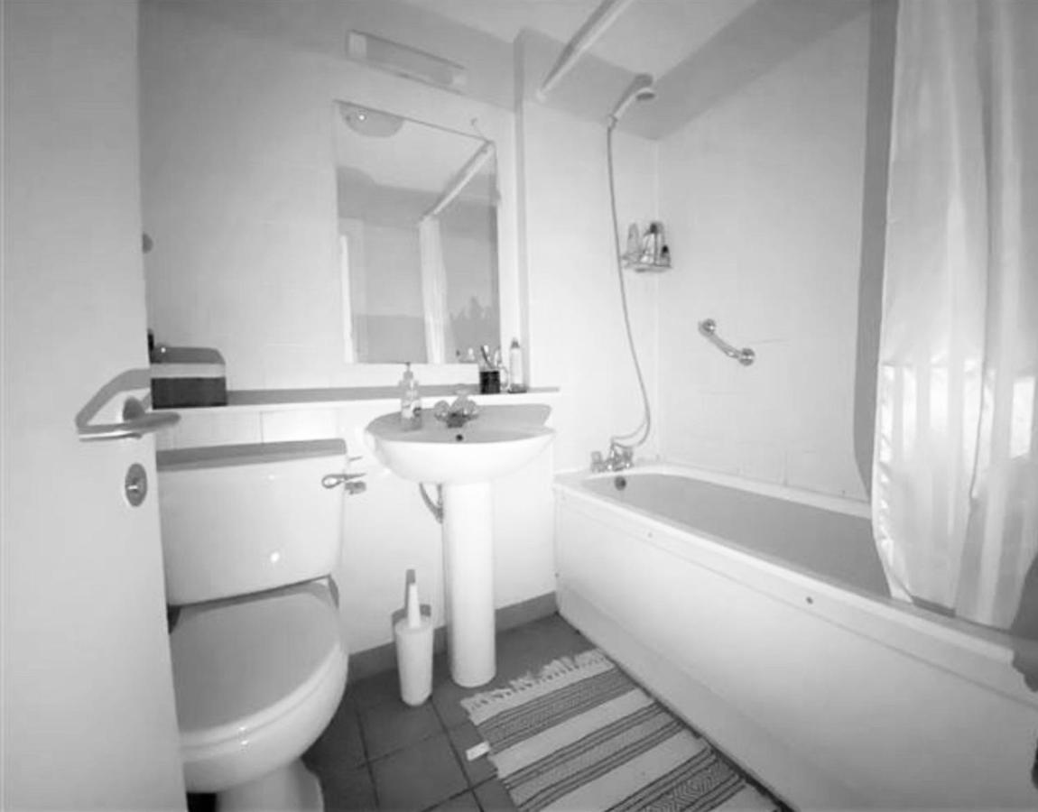 Shared Flat — Photos 3