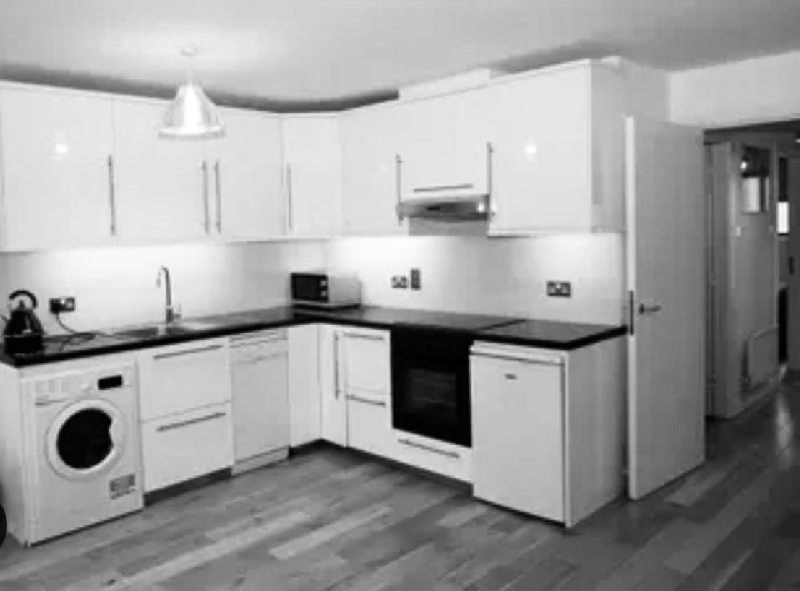 Shared Flat, Dublin